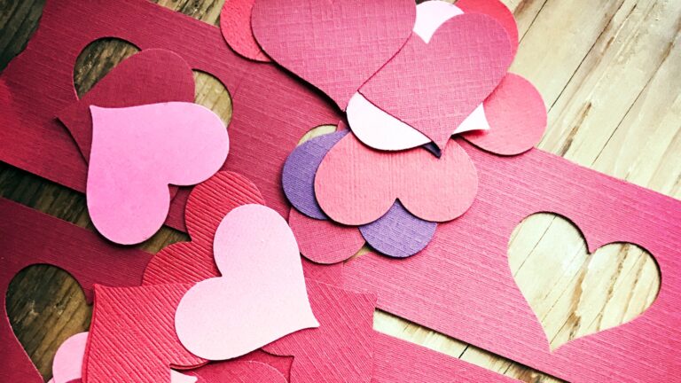 Valentine’s Day   Craft Ideas
